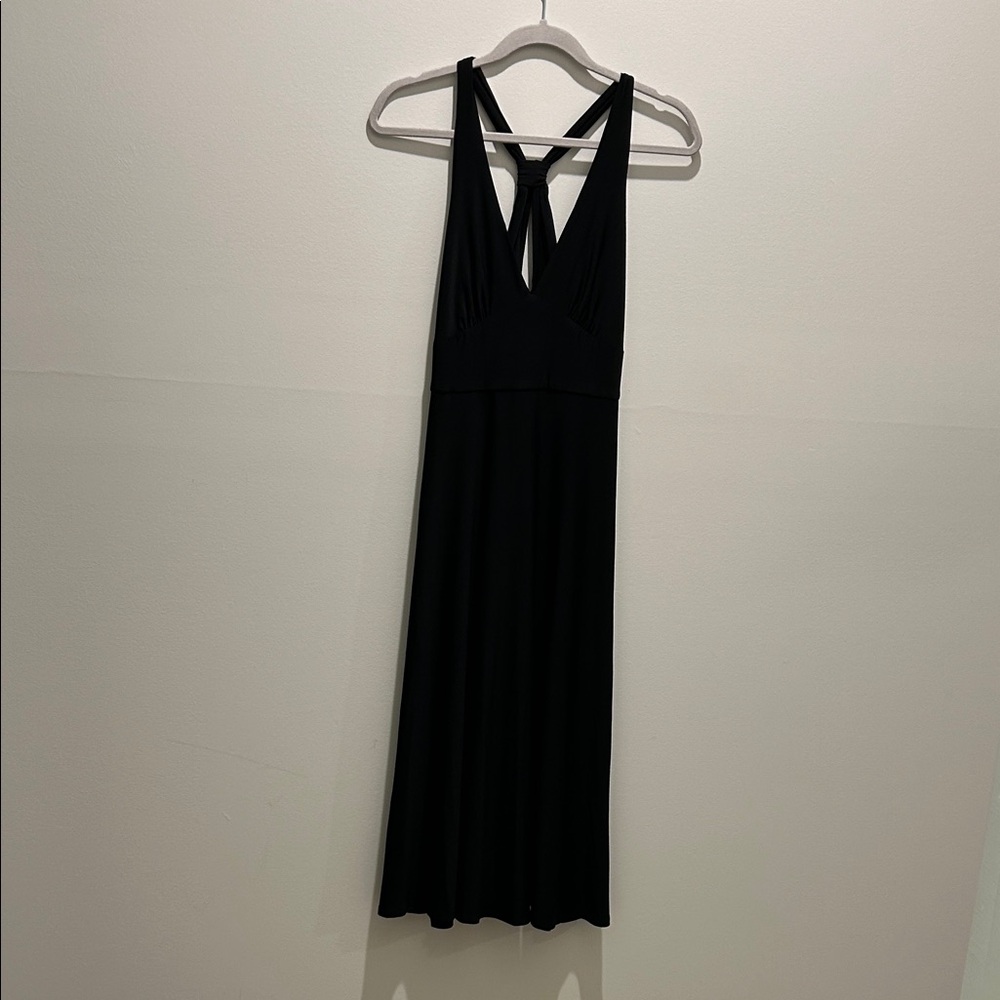 Elegant Black Sleeveless Dress